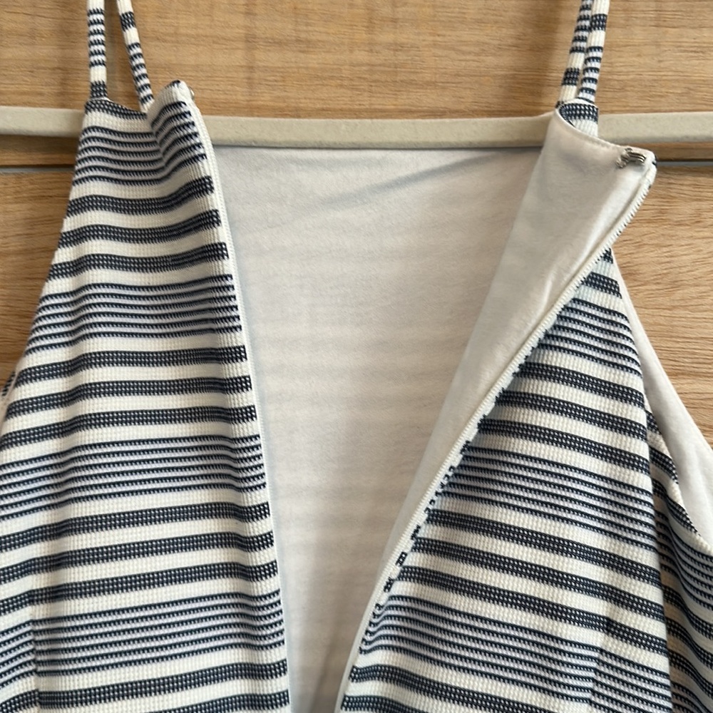 Banana Republic Blue/White Boucle Stripe Fit-and-Flare Dress Womens size 4 - Picture 5 of 8